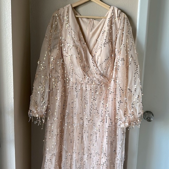 NWOT Pink Sequin Plus Size Long Sleeve Formal Gown - Picture 2 of 10